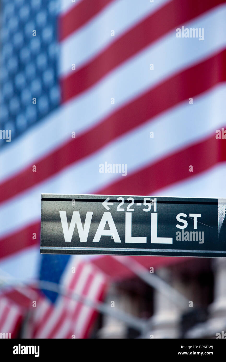 Giant american flag hires stock photography and images Alamy