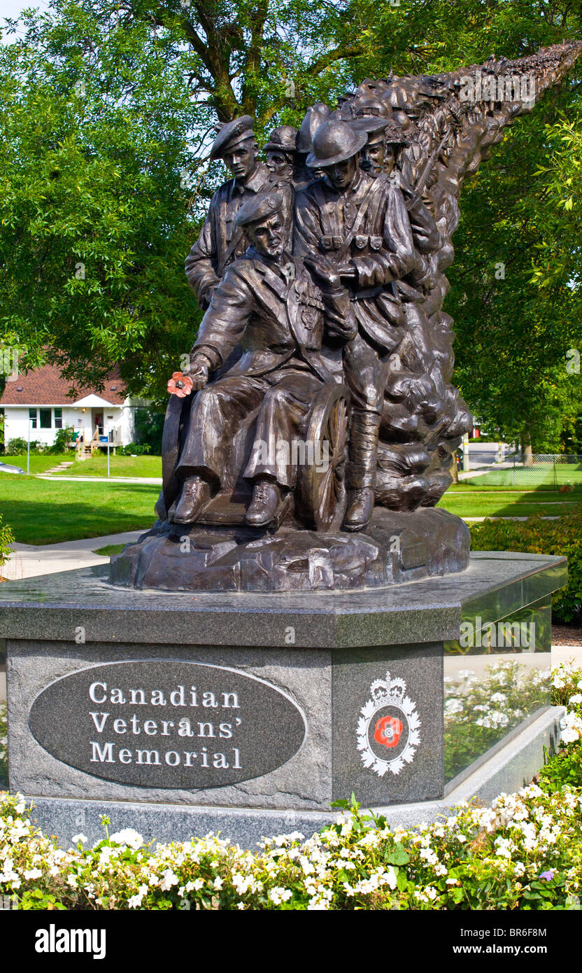 Canadian Veterans' Memorial Waterloo ON Canada Sculptor Timothy P Schmalz captures Veterans in this compelling bronze monument. Stock Photo