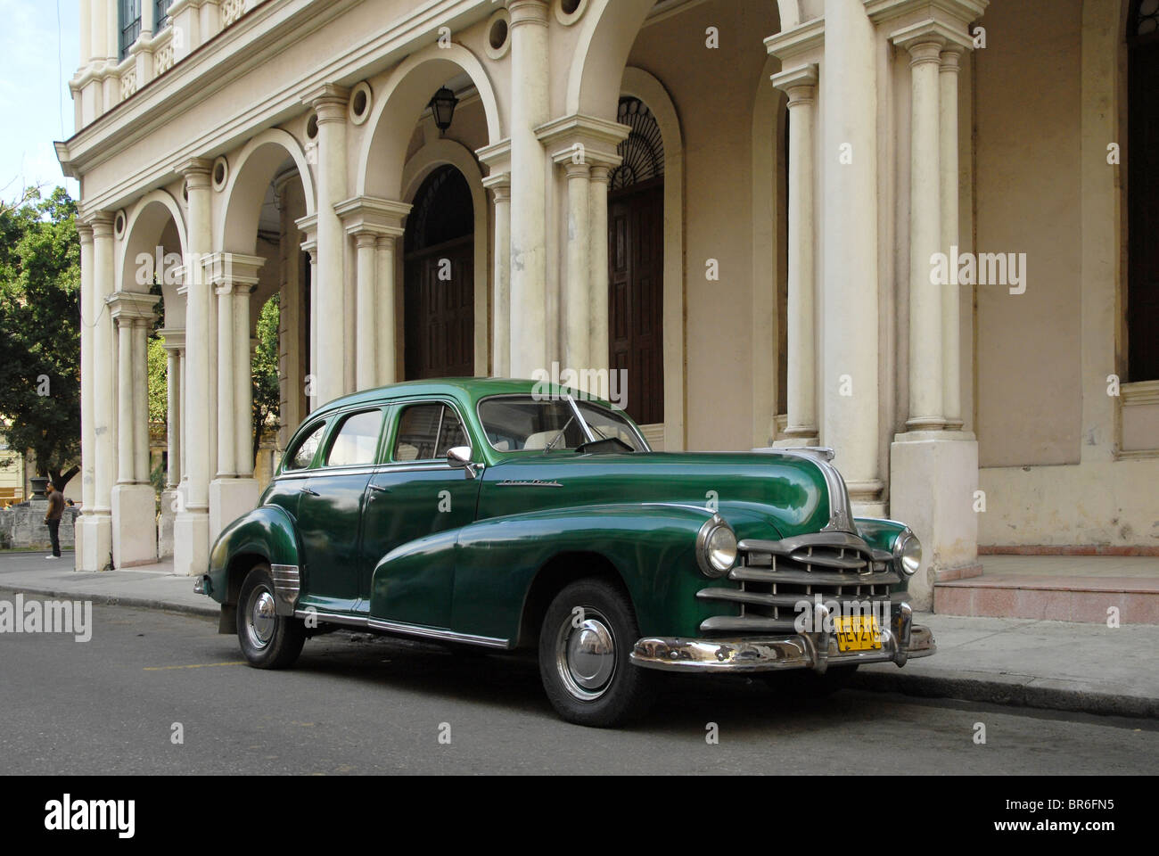 A green Pontiac Silver Streak classic car parked in Havana Cuba Stock Photo