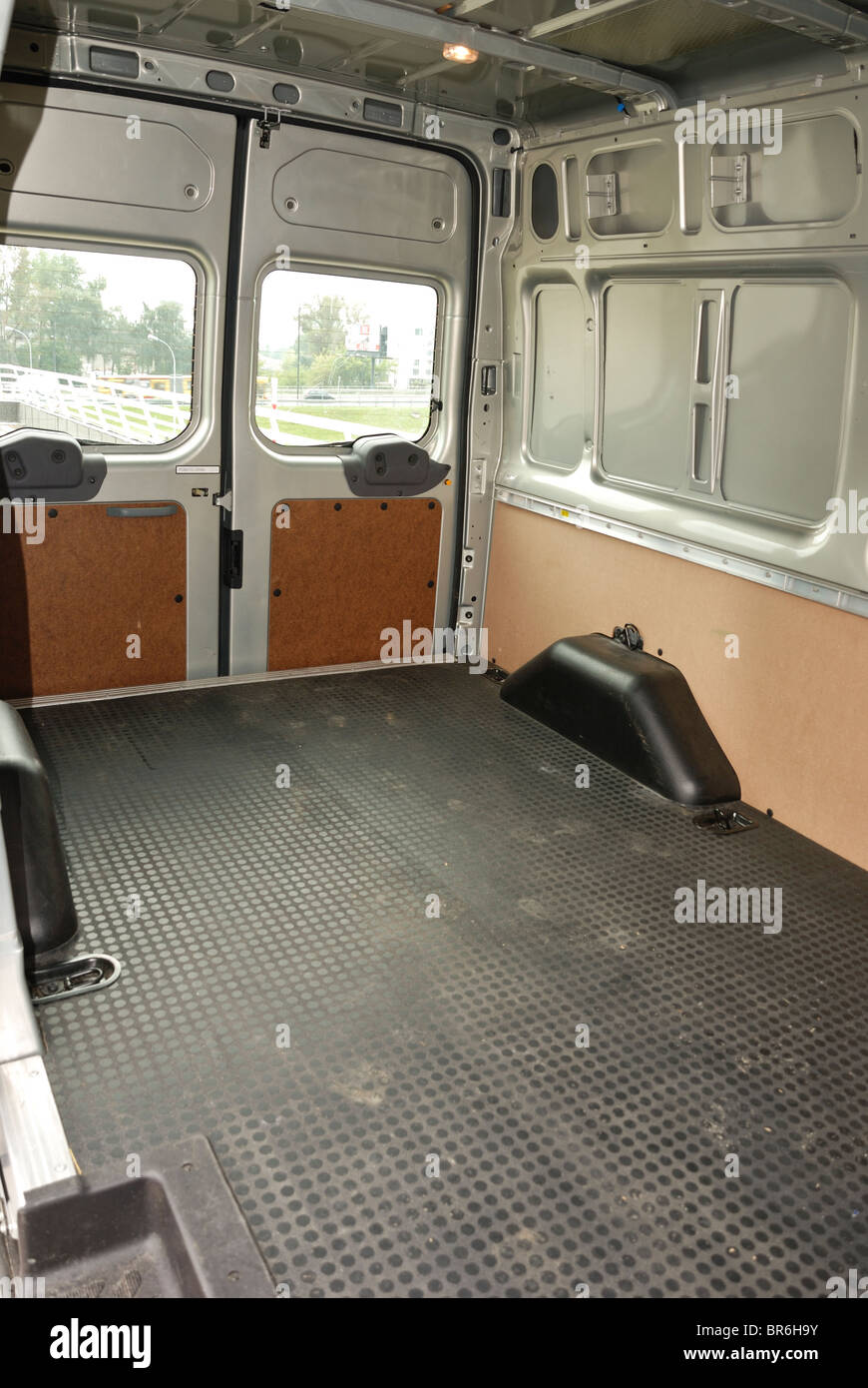 Ford Transit 2.4 TDCi AWD 140 T350 Trend panel van Chill MWB