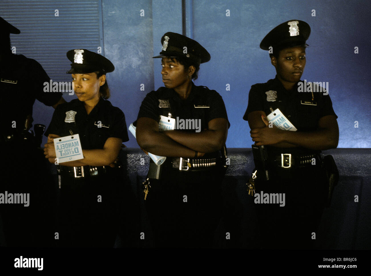 African american police officer hi-res stock photography and images - Alamy