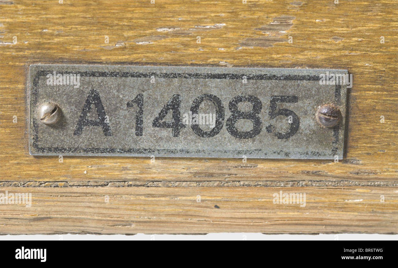 a-german-cypher-machine-enigma-i-army-issue-1942-model-no-a-14085-BR6TWG.jpg