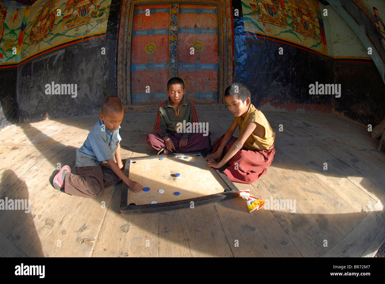 Carrom hires stock photography and images Alamy
