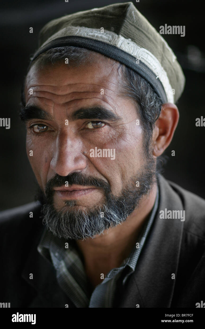 Таджикское лицо. Таджик. Таджикские лица. Памирские мужчины. Таджики мужчины.