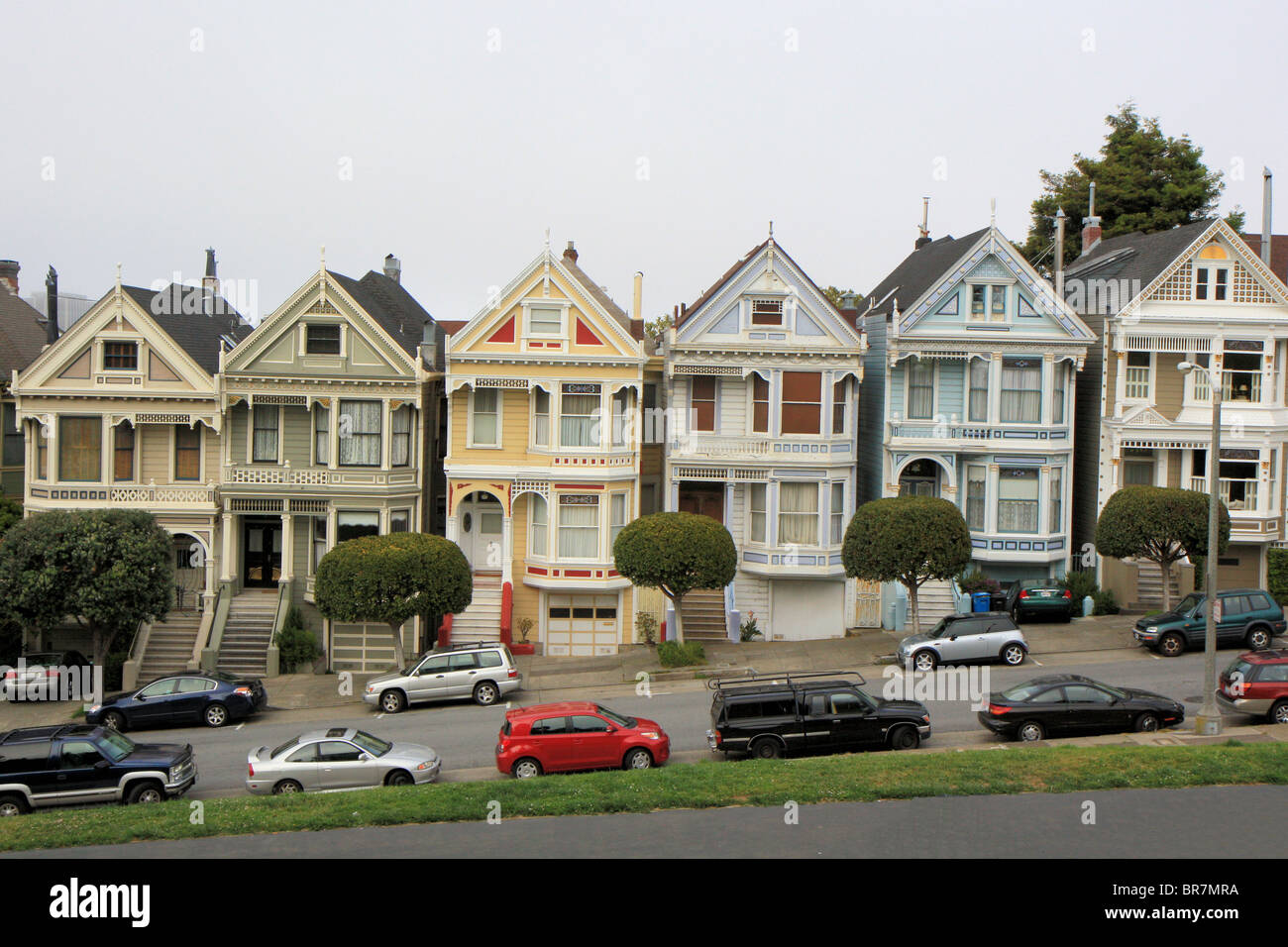 Painted Ladies In Alamo Square San Francisco California United   Painted Ladies In Alamo Square San Francisco California United States BR7MRA 