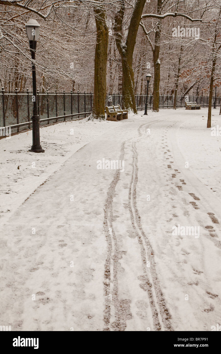 Prospect Park winter sidewalk Stock Photo Alamy