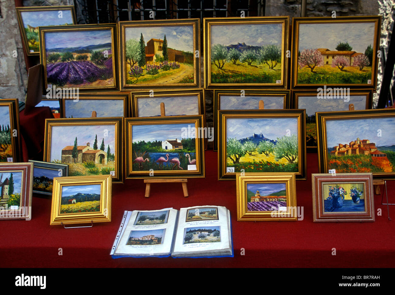 art vendor, selling paintings, Wednesday Market, SaintRemydeProvence
