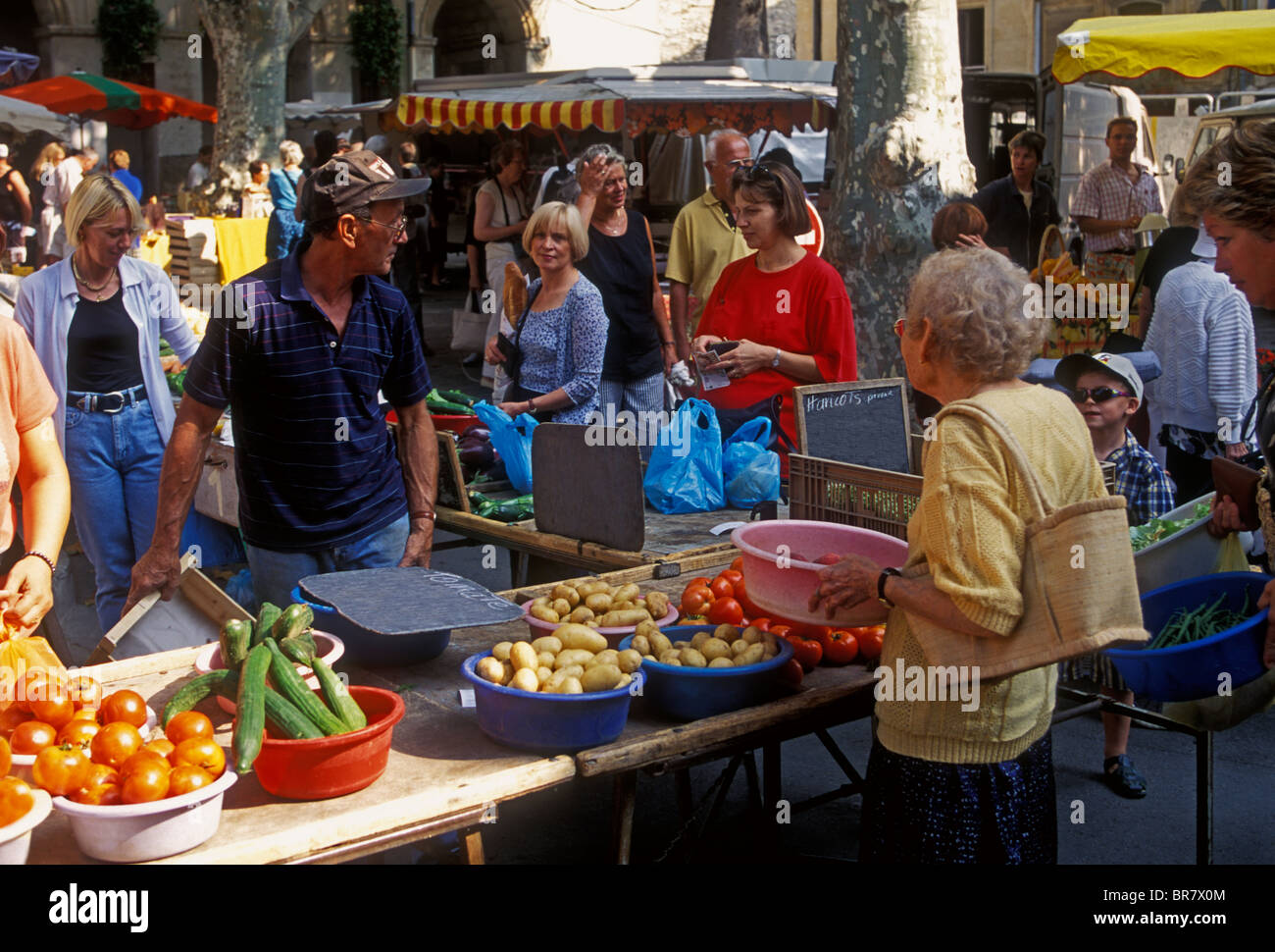 French people, shoppers, shopping, fruit and vegetable vendor
