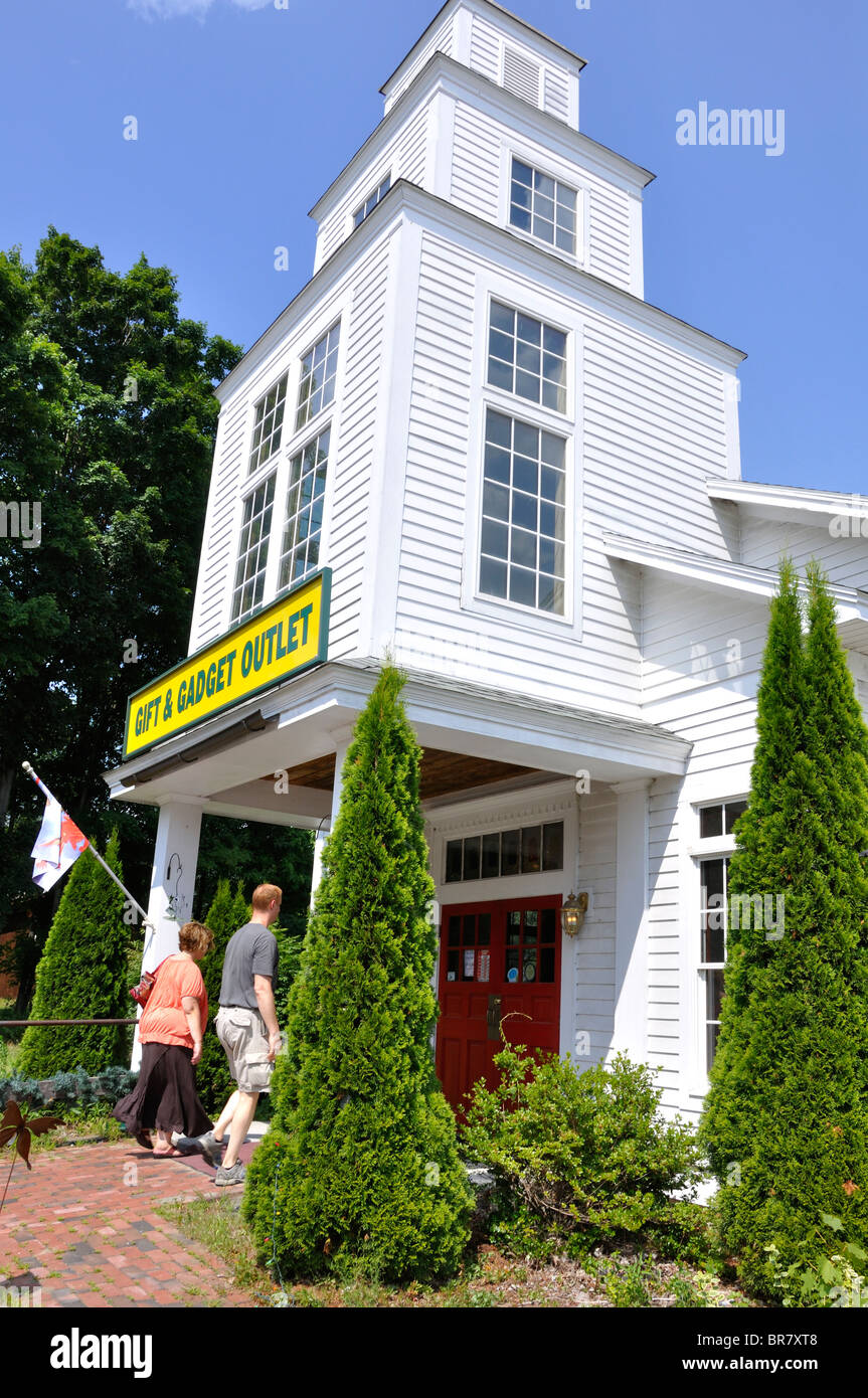 Massachusetts stores shops shopping souvenir souvenirs hires stock