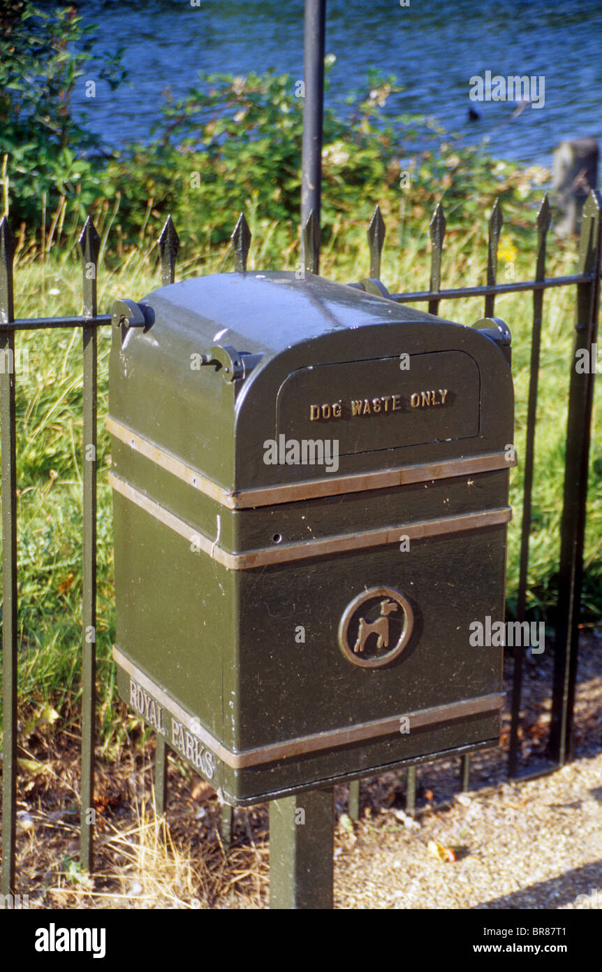 dog waste box receptacle poop scoop drop rubbish can pet care Stock