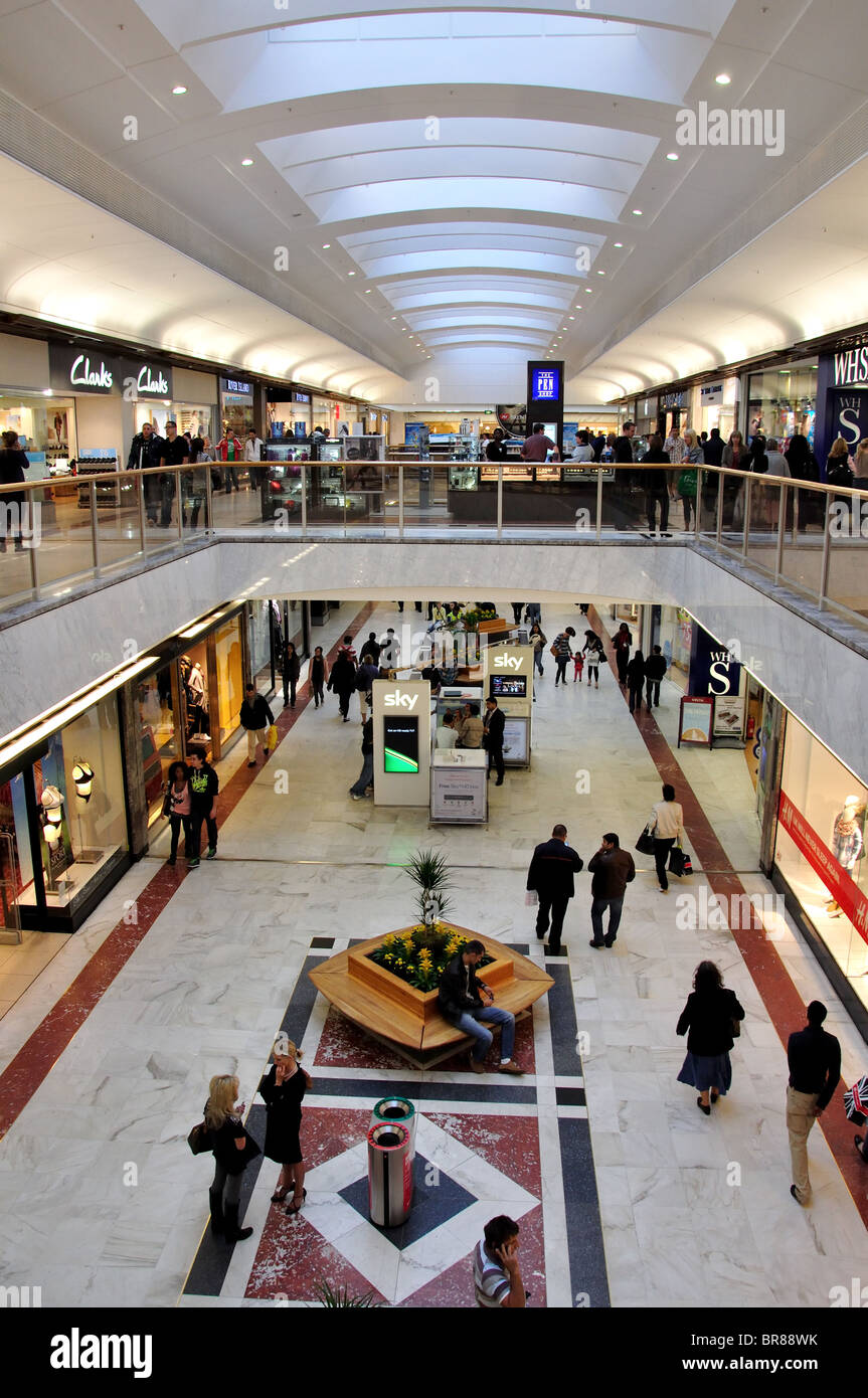 Brent cross shopping centre hi-res stock photography and images - Alamy