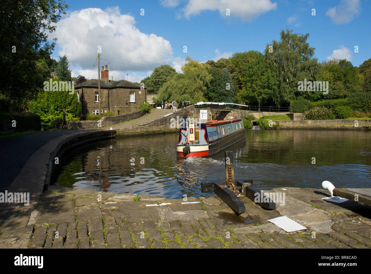 Salterhebble Canal Basin Linking The Rochdale Canal With The