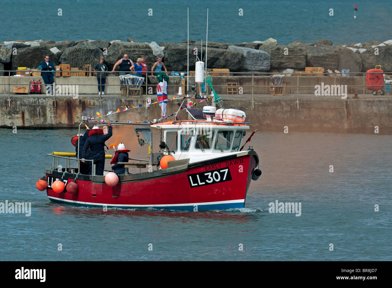 RNLI rescue demonstration at Staithes North Yorkshire Stock Photo