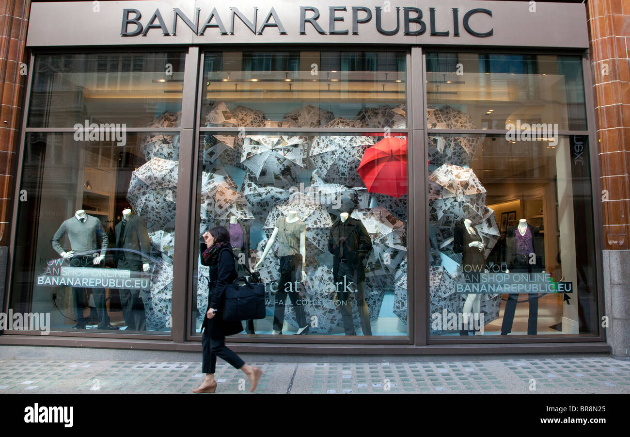Branch of Banana Republic fashion stores, London Stock Photo - Alamy