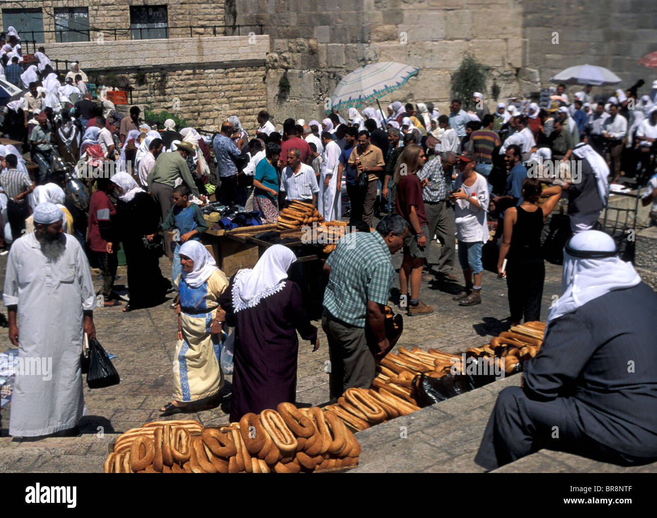 Crowds outside the Damascus Gate in East Jerusalem Stock Photo