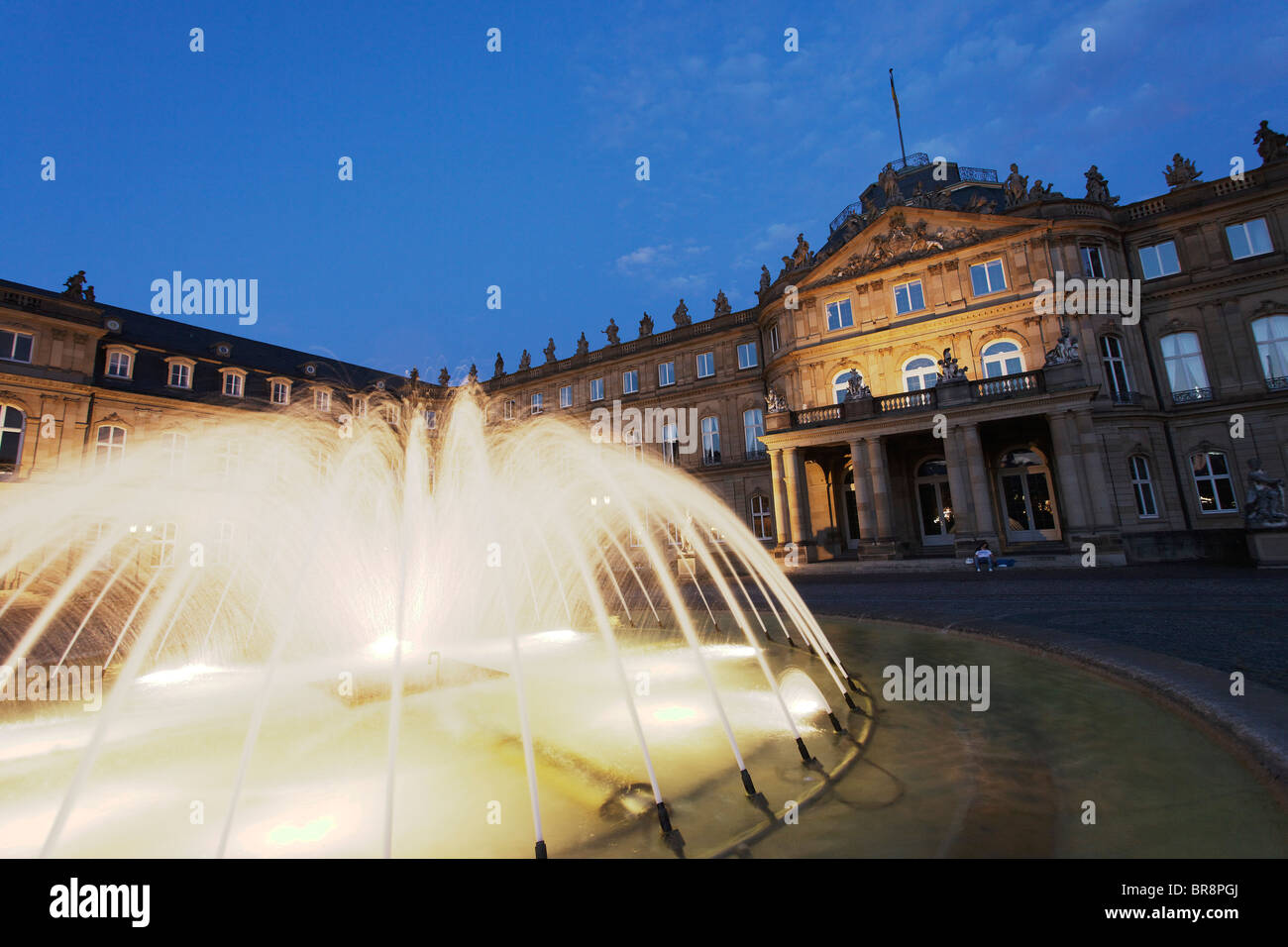 Buildings architecture stuttgart square stuttgart hi-res stock ...