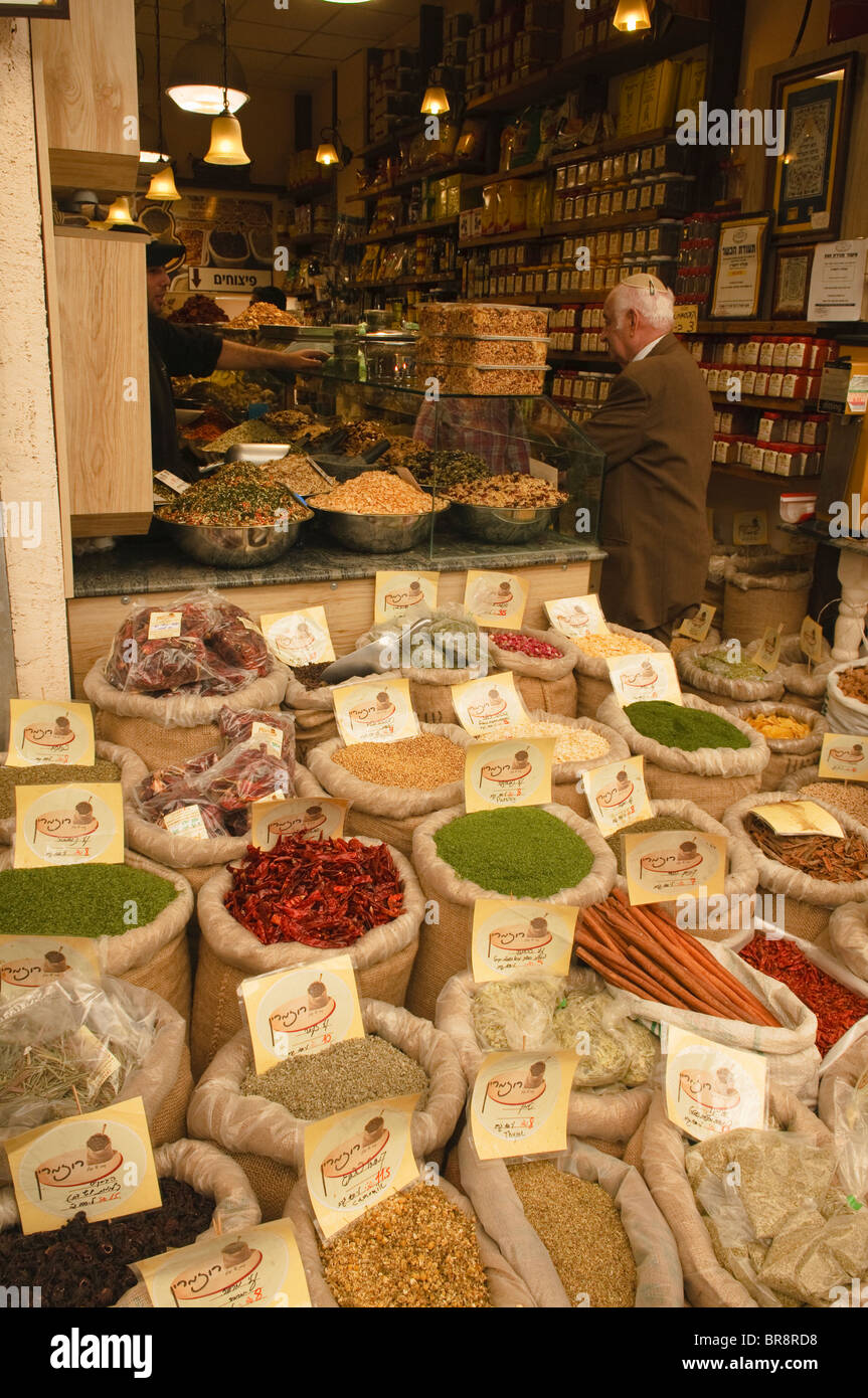 spice vendor at the Mahane Yehuda Market in Jerusalem, Israel Stock Photo Alamy