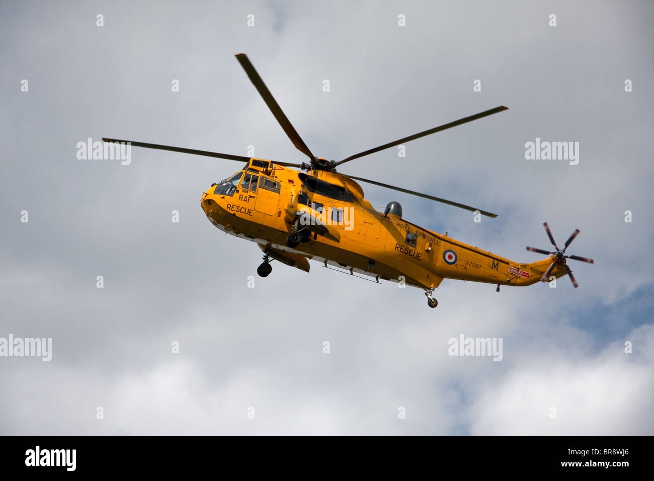 Raf air sea rescue helicopter hi-res stock photography and images - Alamy