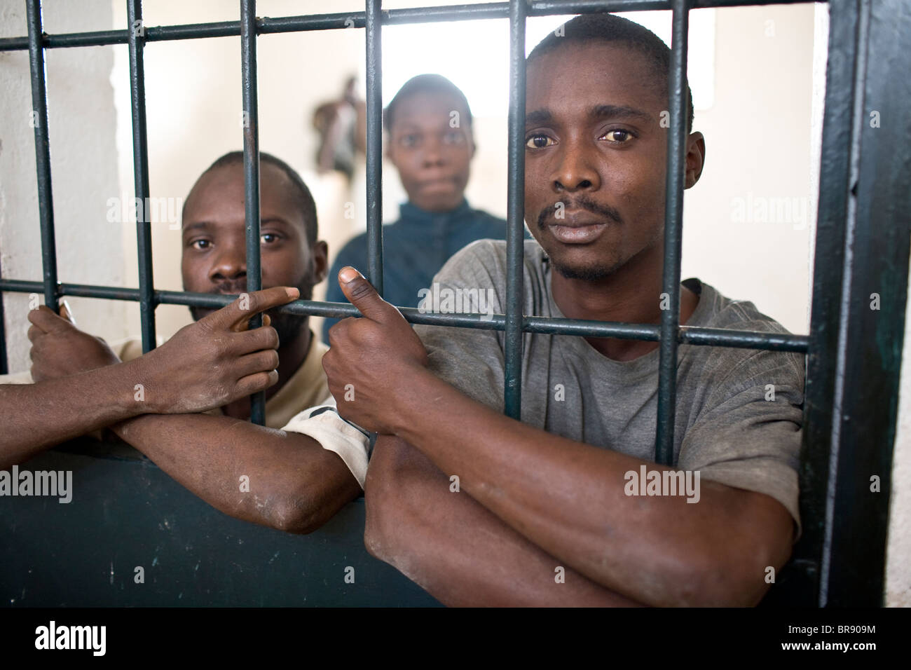 Inmates in Liberian prison Stock Photo