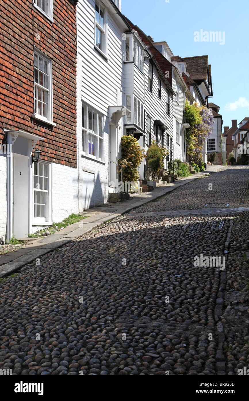 A very shady and narrow back street in the Cinque port town of Rye, East Sussex, UK Stock Photo