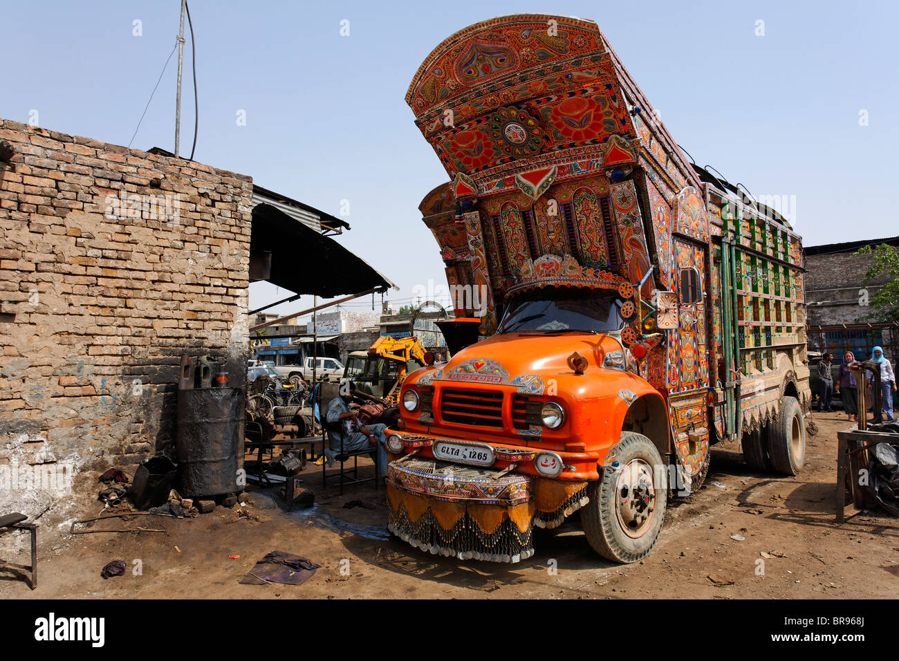 Painted truck in the truck repair district, Rawalpindi, Punjab, Pakistan Stock Photo