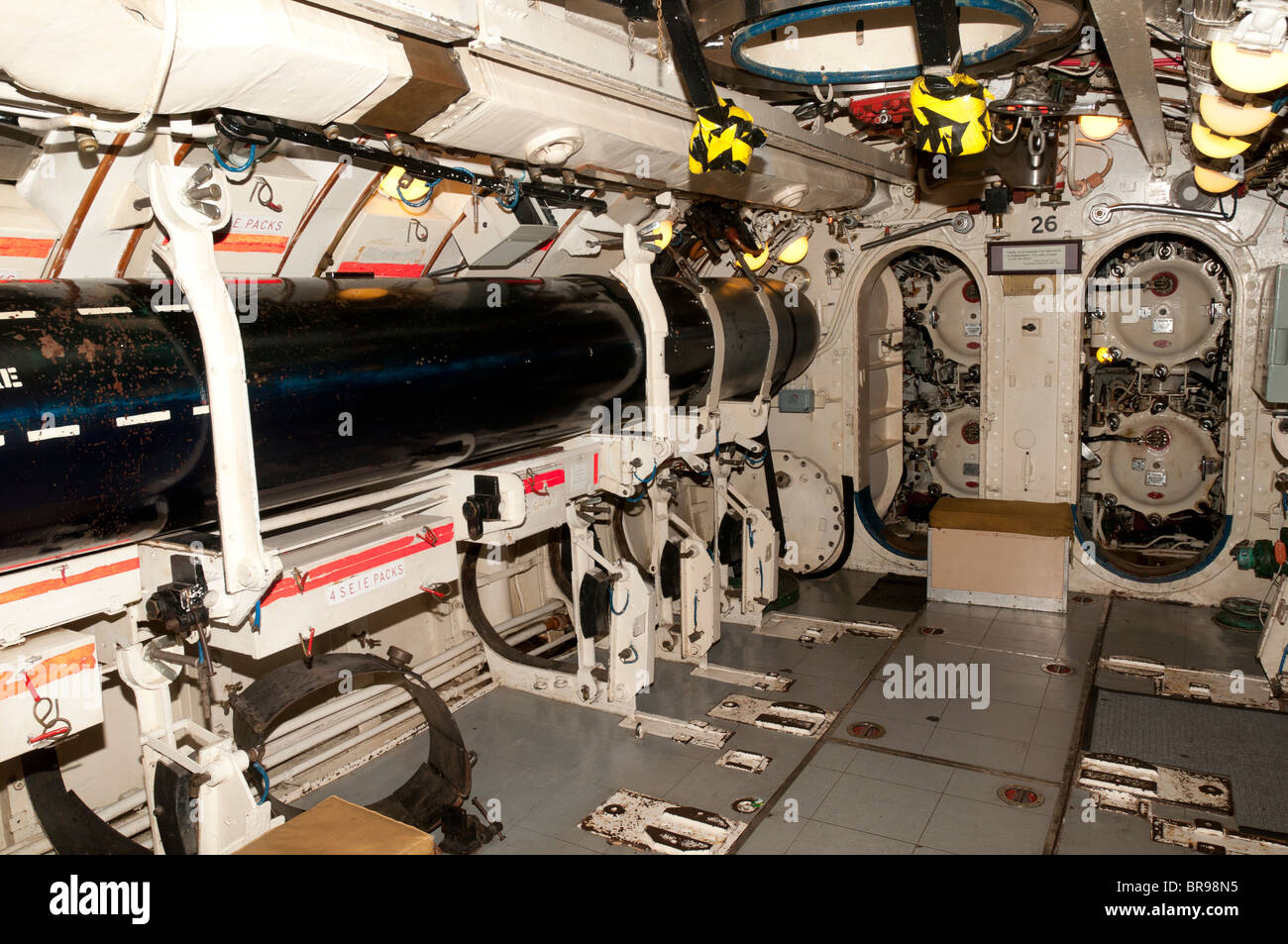 Torpedo store and forward torpedo tubes, HMS Alliance, Royal Navy