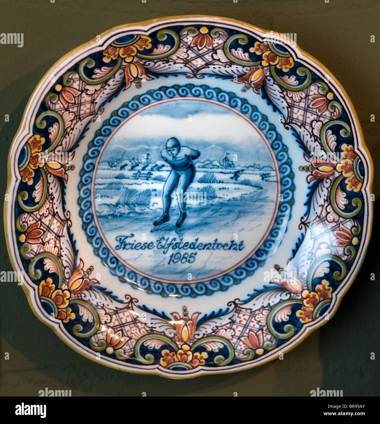 Royal Tichelaar Makkum tiles tile pottery Friesland Netherlands 