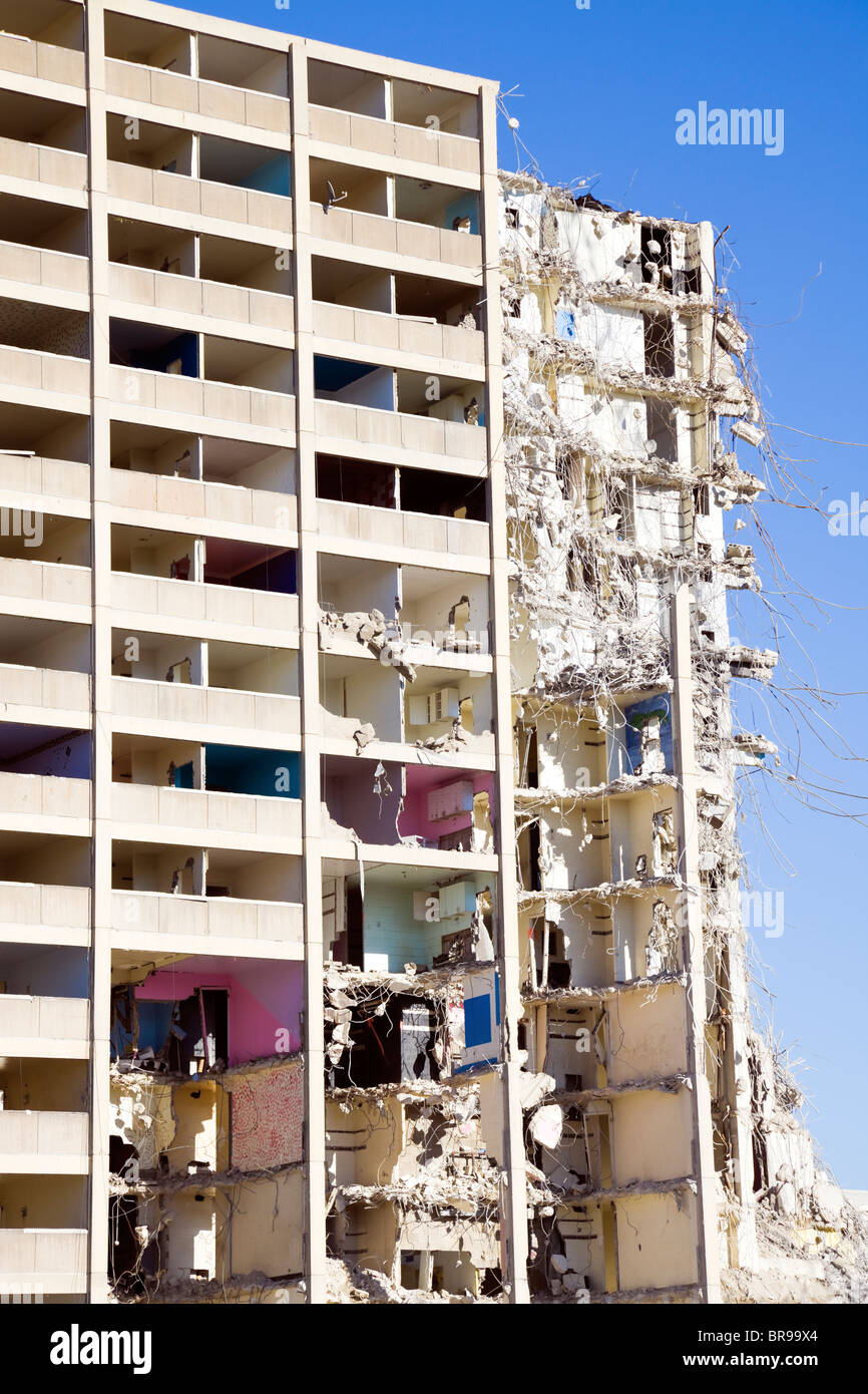Demolition of project building Stock Photo - Alamy