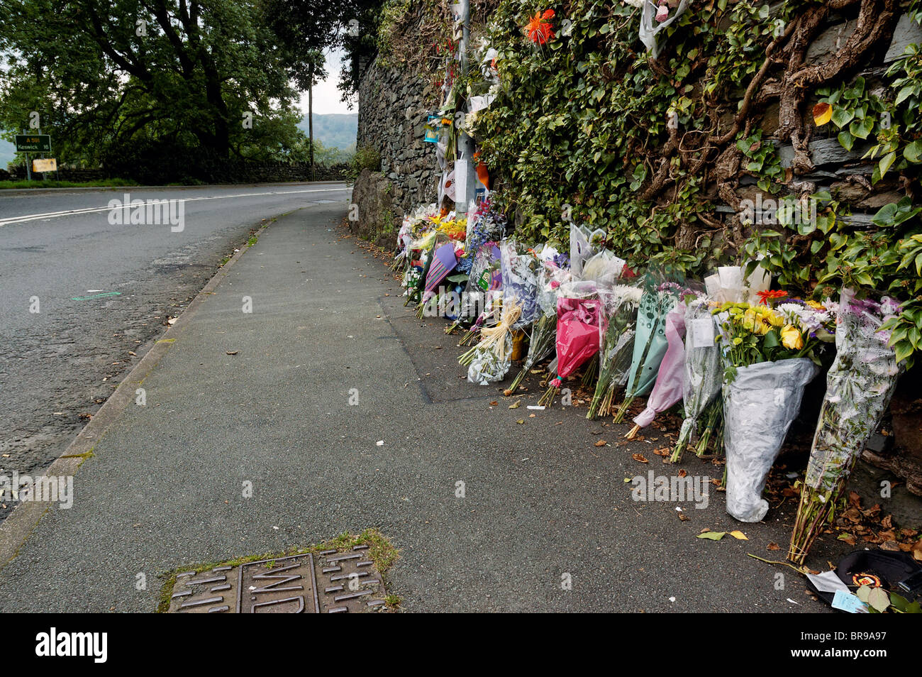 Floral tributes to a road death victim Stock Photo