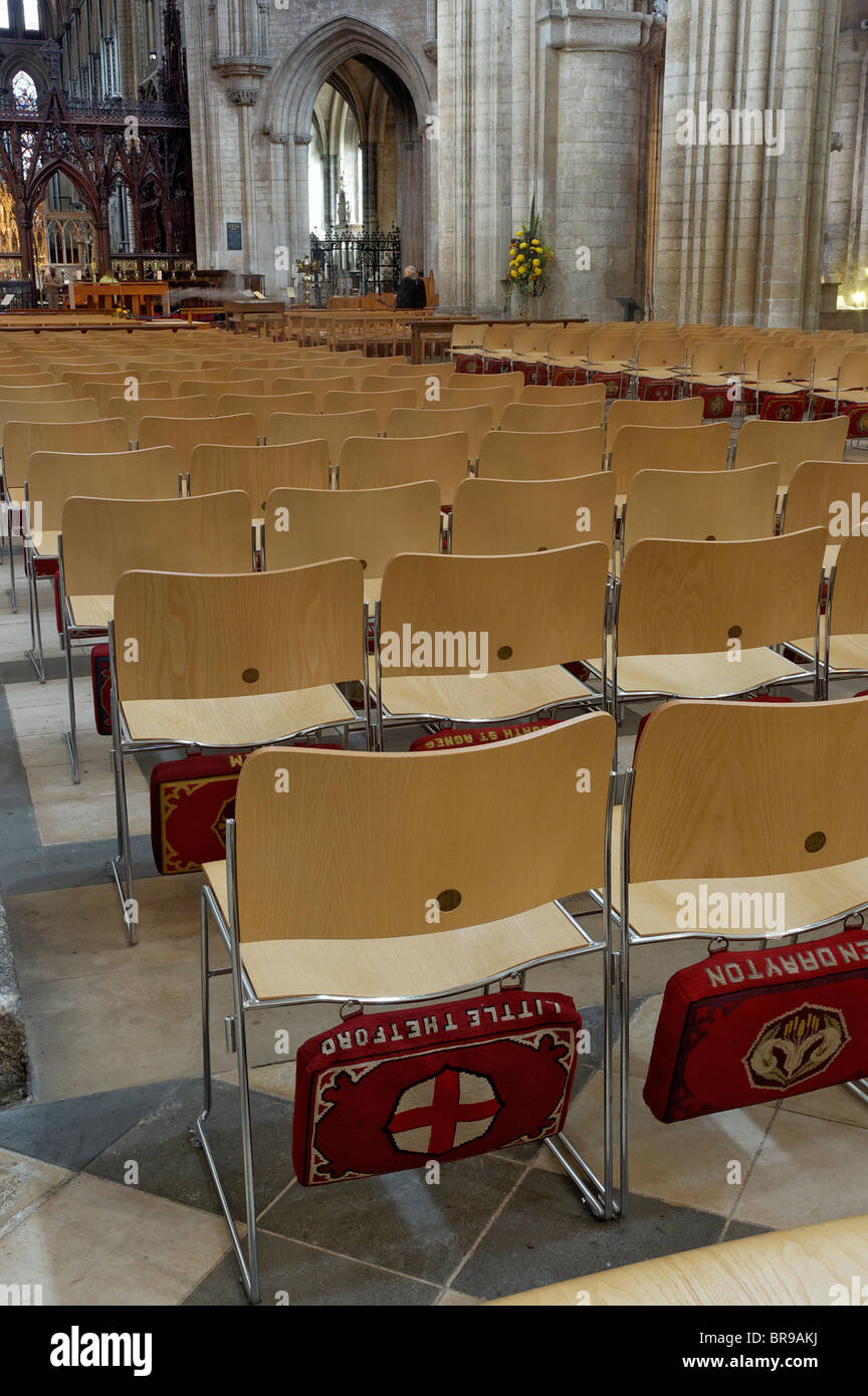Prayer cushions hires stock photography and images Alamy