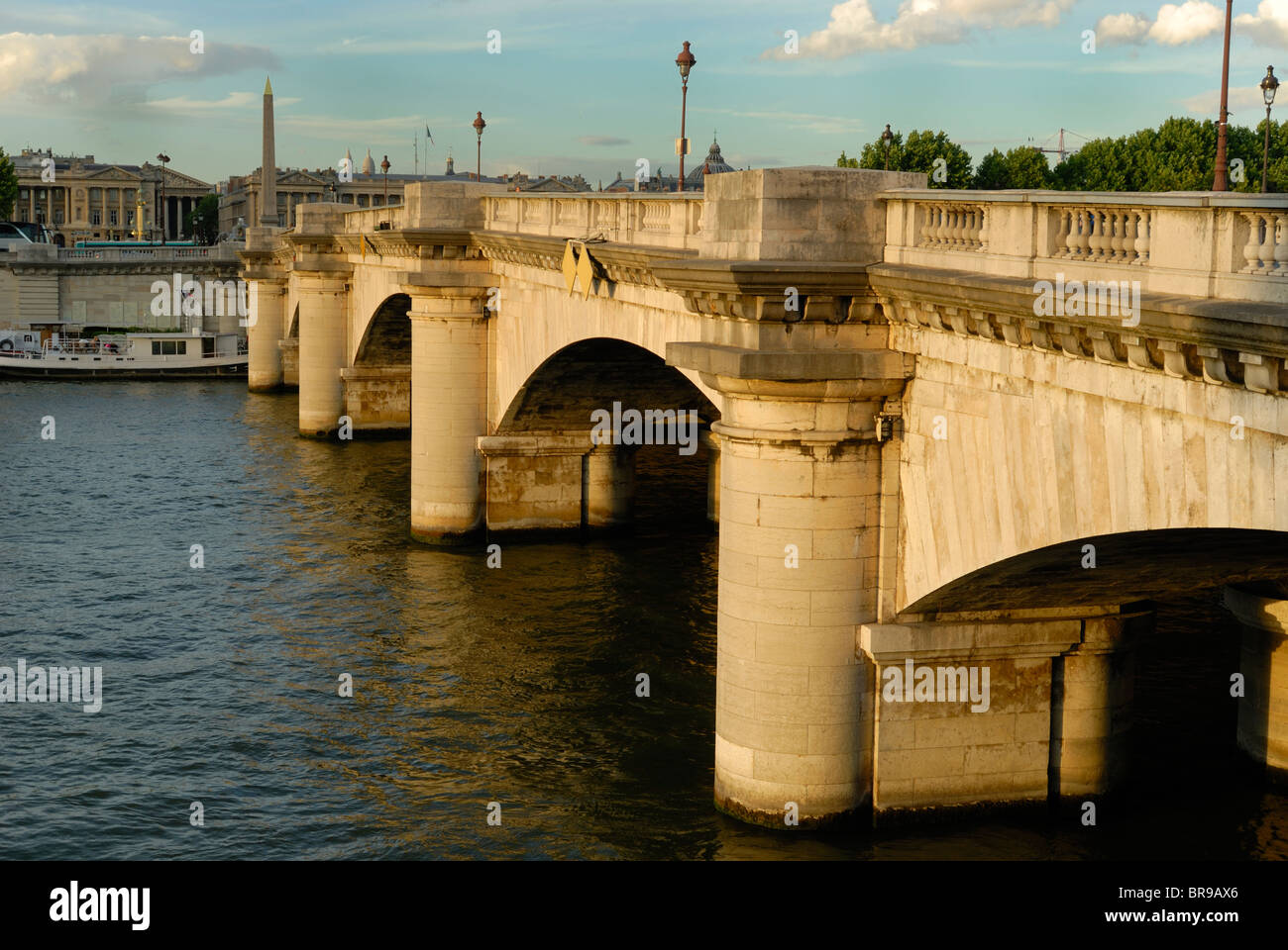 Pont De La Concorde over the Seine River, Paris France. Stock Photo