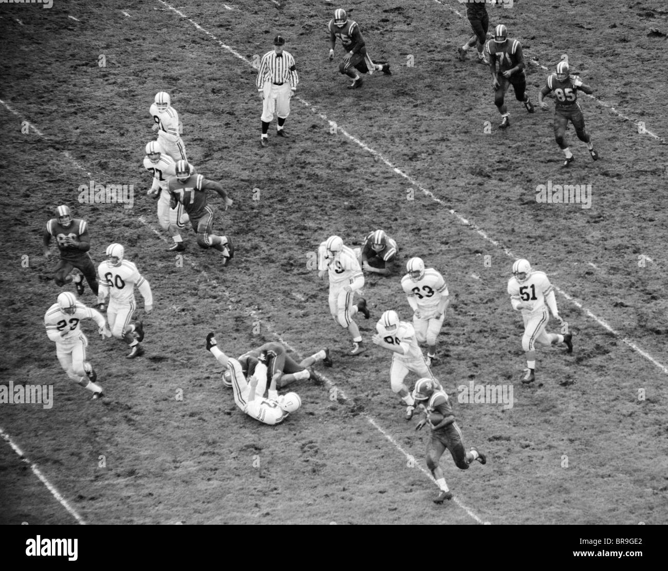 Football 1950's hi-res stock photography and images - Alamy
