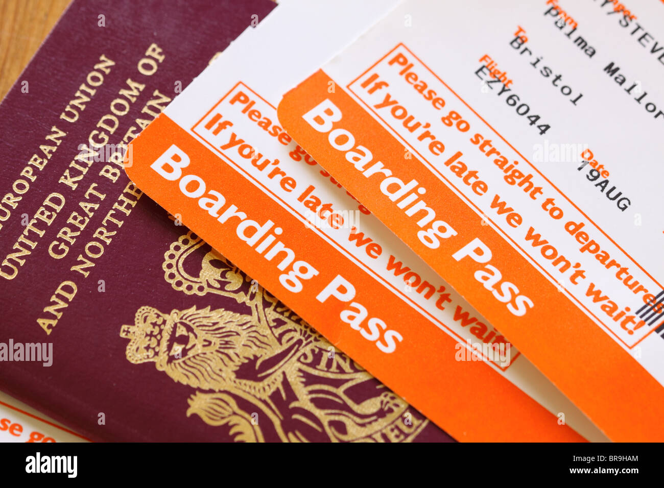Easyjet airline flight boarding pass and UK passport Stock Photo