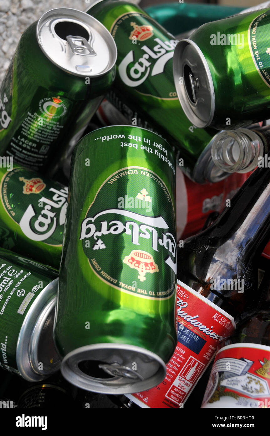 Pile Empty Beer Bottles High Resolution Stock Photography and Images