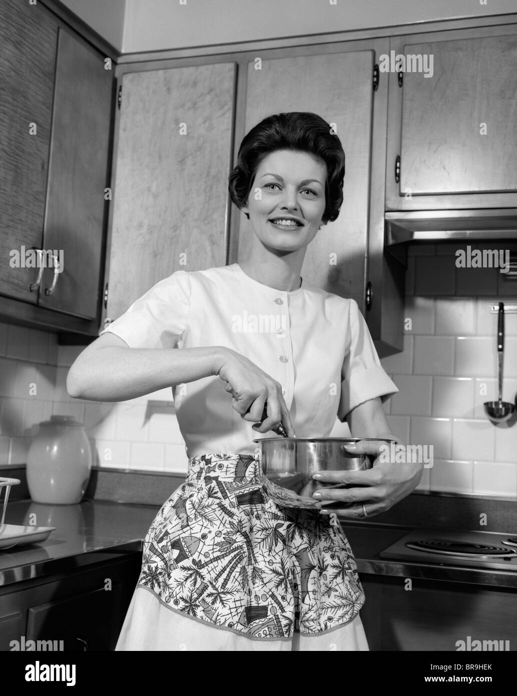 House housewife Black and White Stock Photos & Images - Alamy