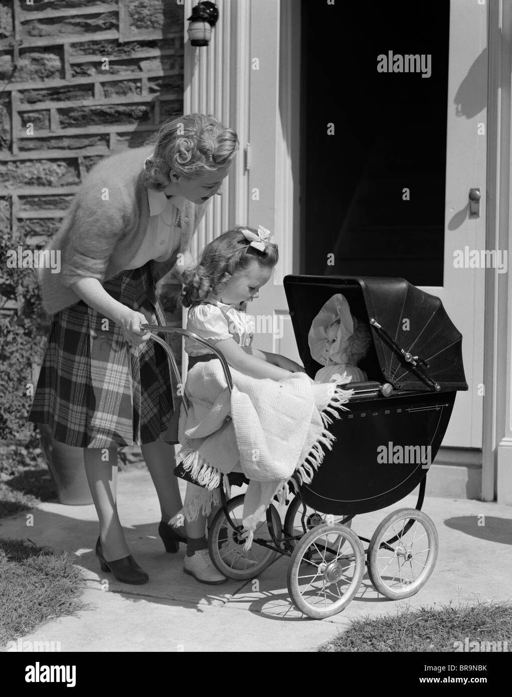 1940 shop baby carriage