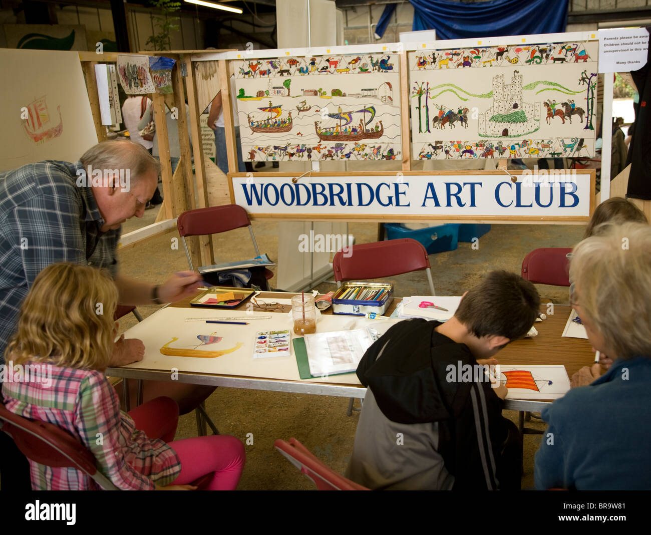 Children art hi-res stock photography and images - Alamy