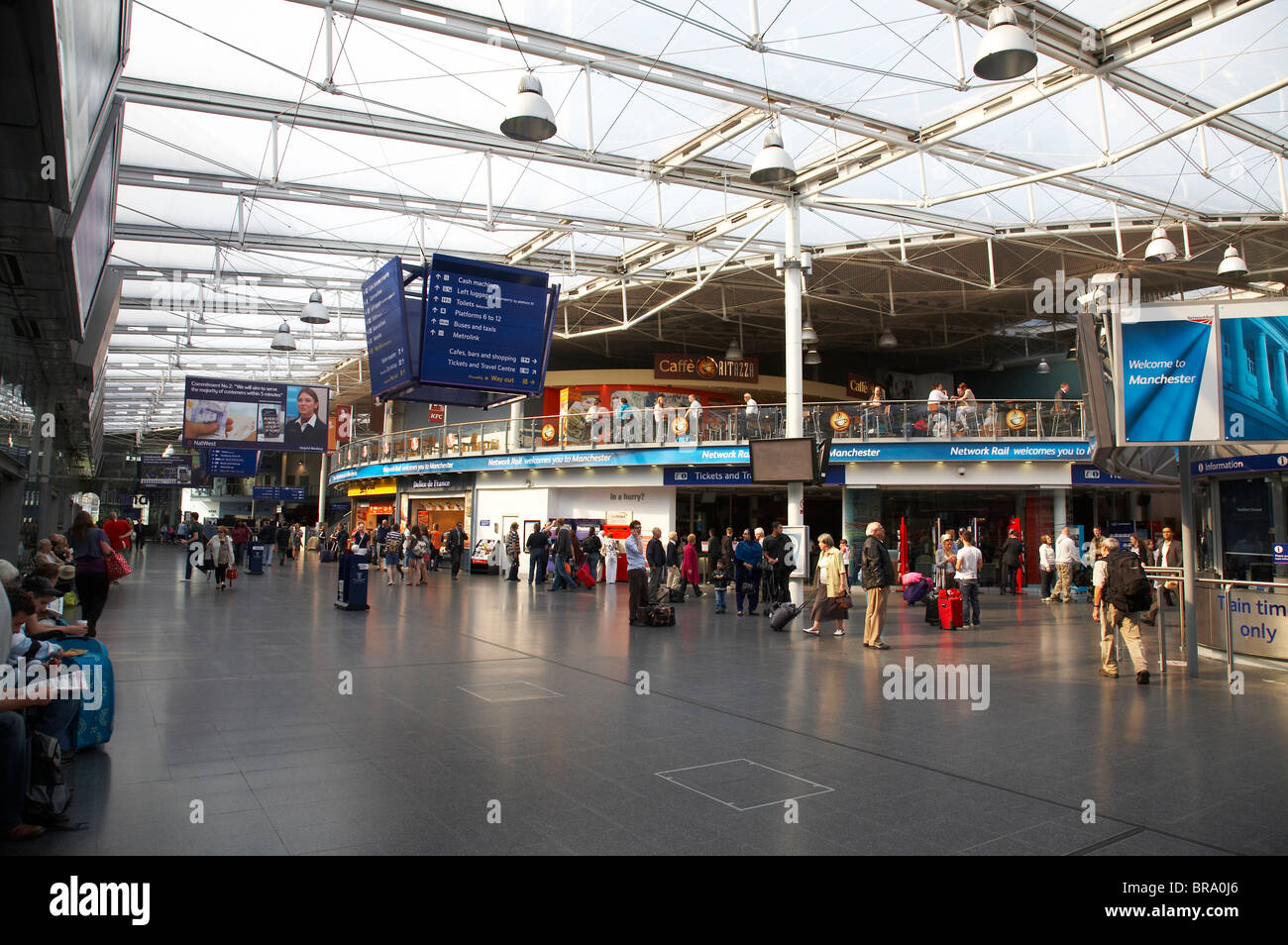 Inside Piccadilly Railway station in Manchester UK Stock Photo