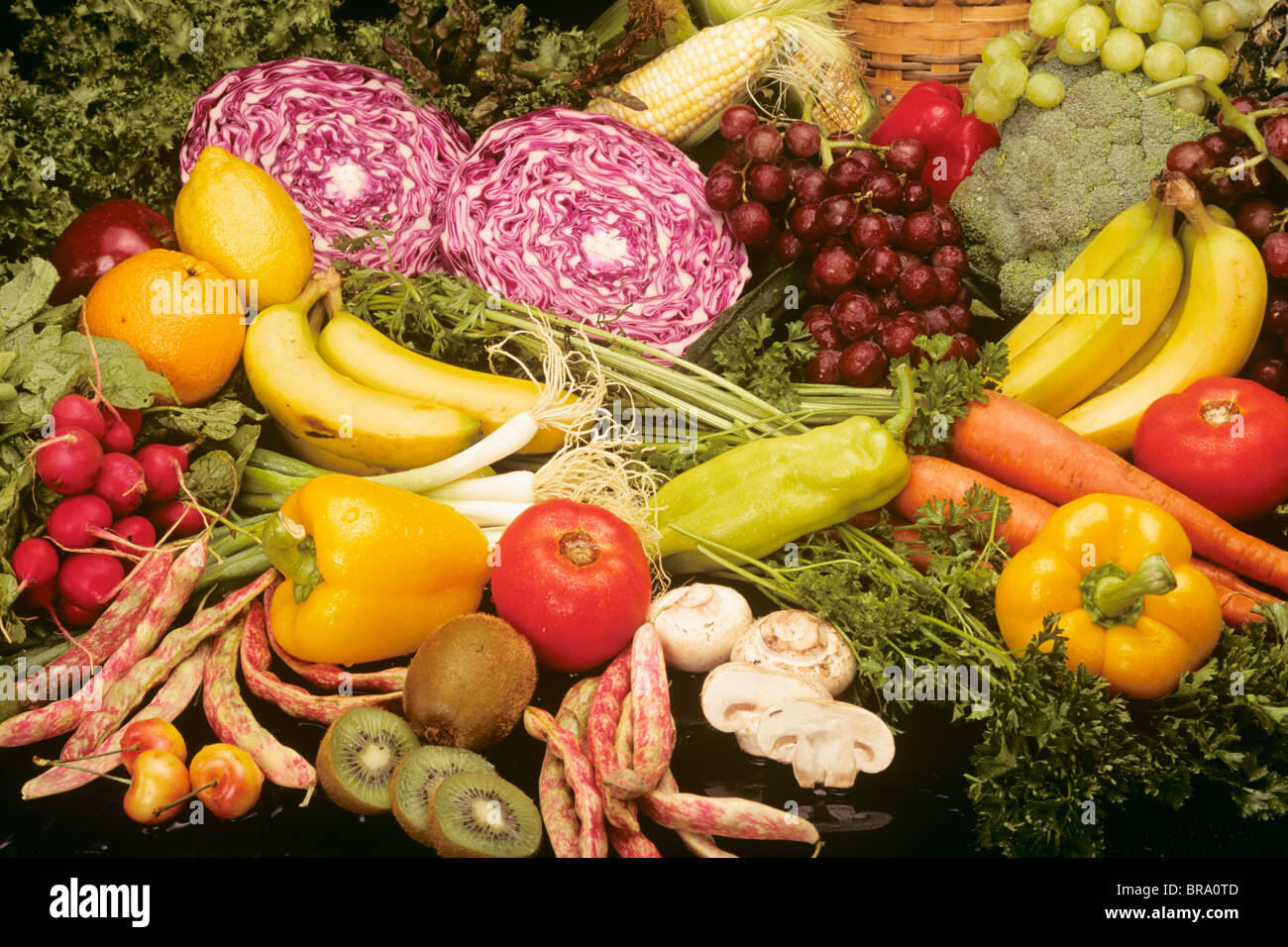 ARRANGEMENT OF FRESH PRODUCE FRUITS AND VEGETABLES Stock Photo Alamy