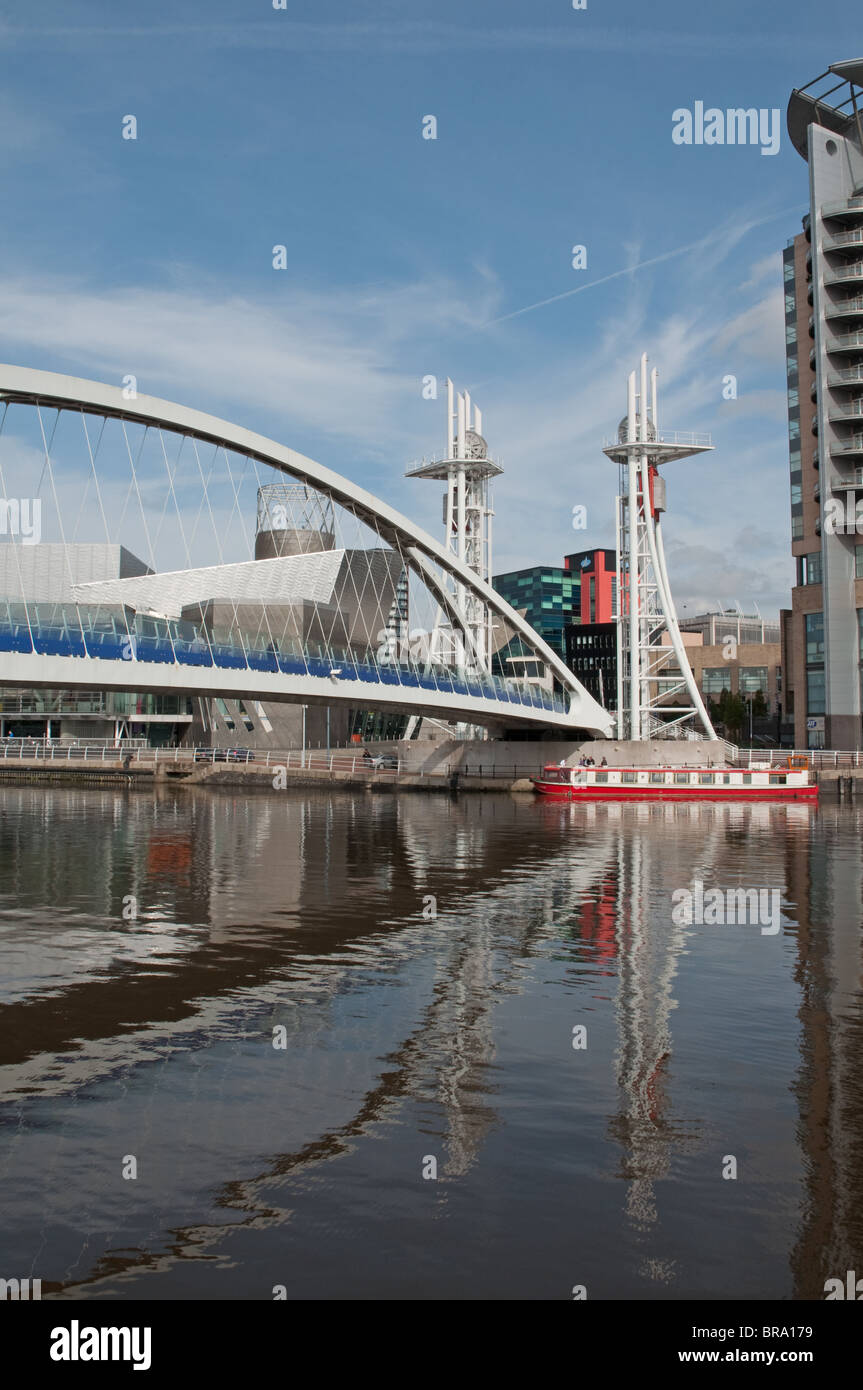 The Lowry theatre and gallery complex and the Lowry Outlet Mall, Salford Quays,Salford,Greater Manchester,UK. Stock Photo