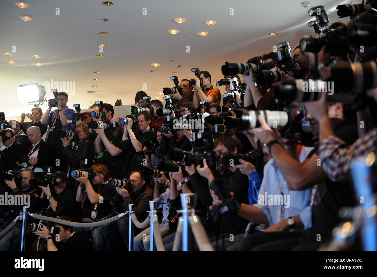 Zoom photographers hi-res stock photography and images - Alamy