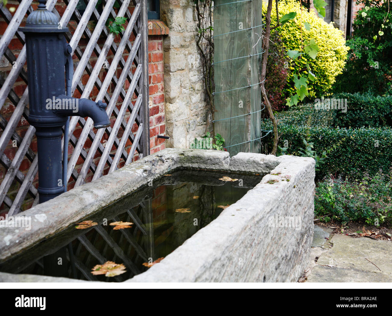 Water pump used water trough hi-res stock photography and images - Alamy