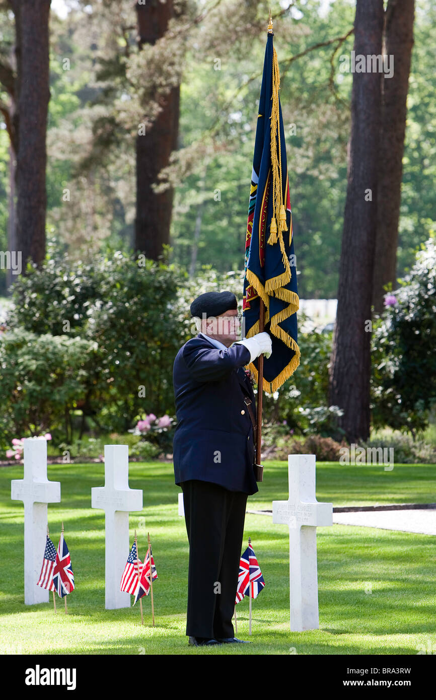United States Veterans Day Observance 2009 England - Royal British Legion Honors The Fallen Stock Photo