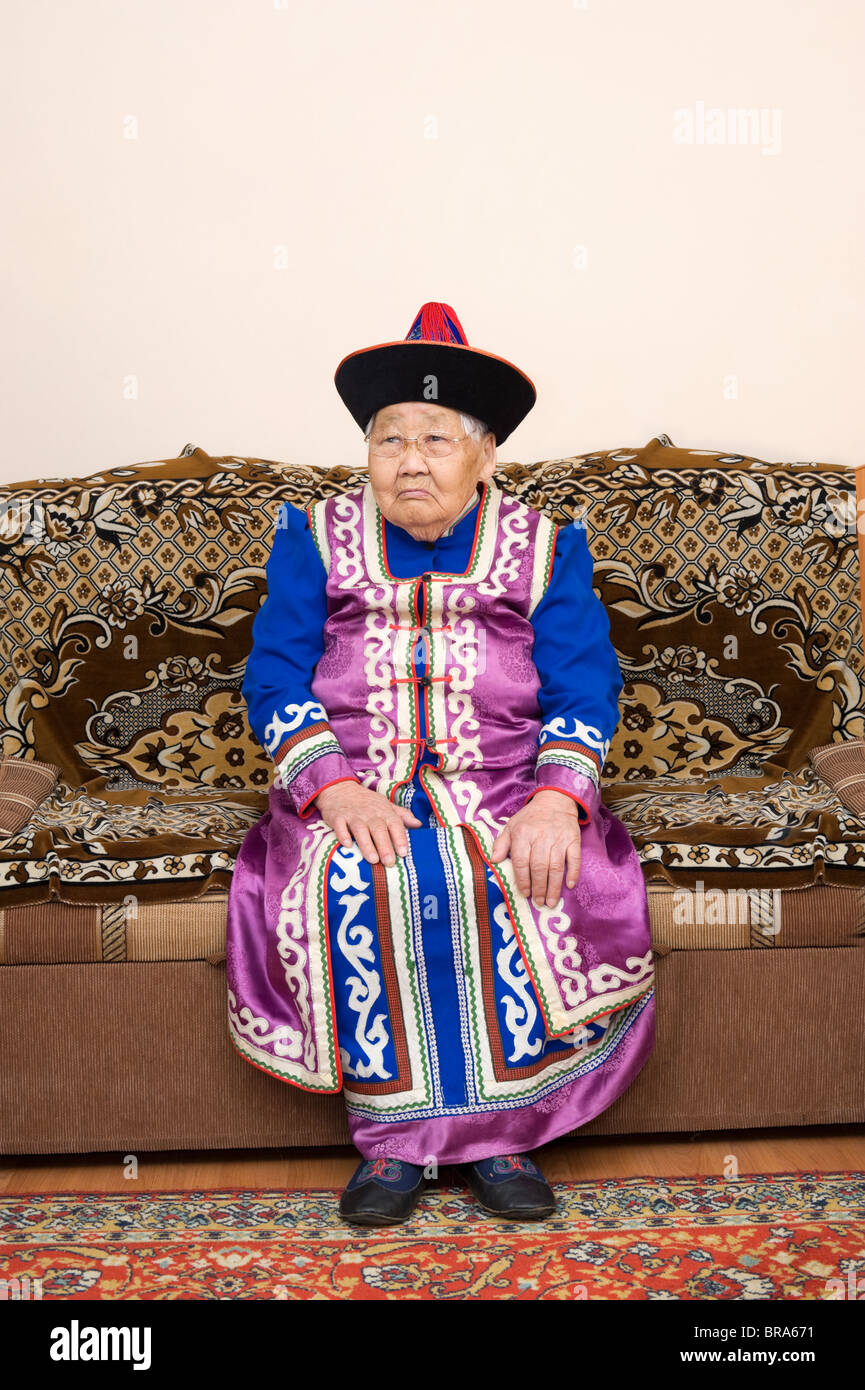 Әйелді тереңірек егу үшін қалай алуға болады