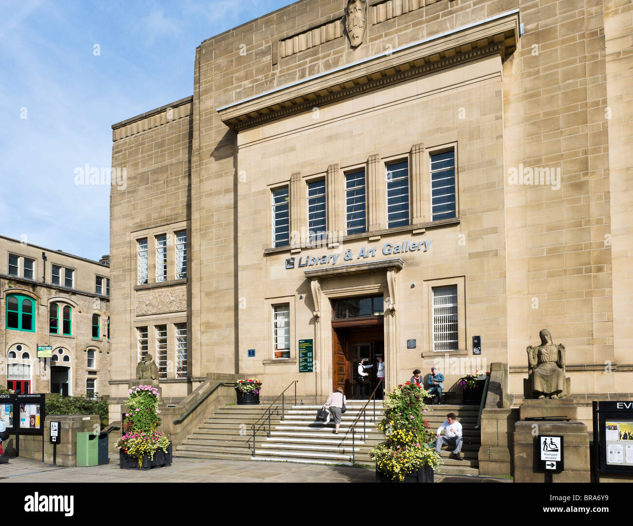 Huddersfield Public Library and Art Gallery, Princess Alexandra Walk, Huddersfield, West Yorkshire, England, United Kingdom Stock Photo