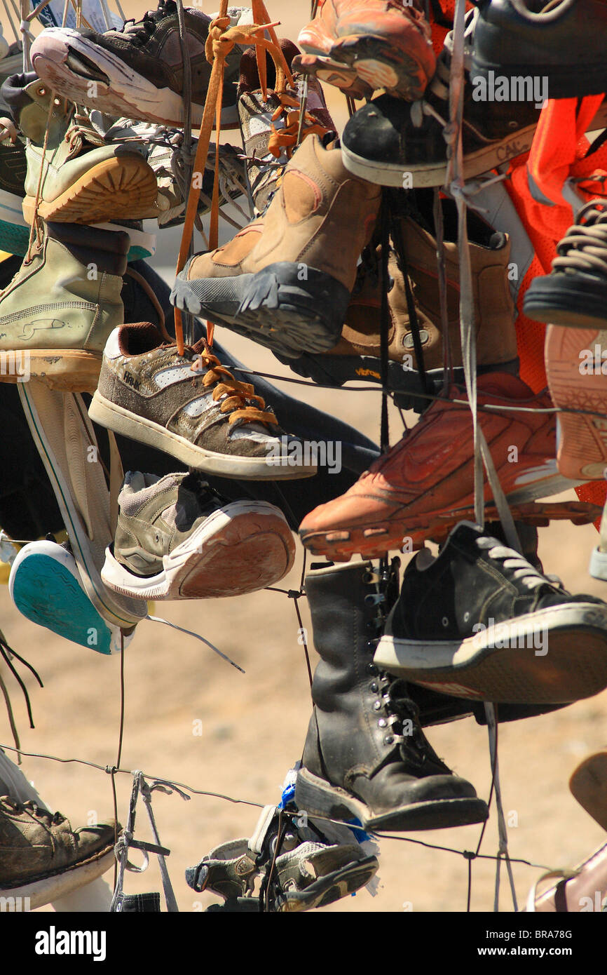 Shoe barbed wire fence hires stock photography and images Alamy