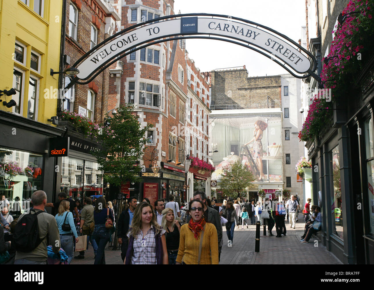 Carnaby street london 1960s hi-res stock photography and images - Alamy