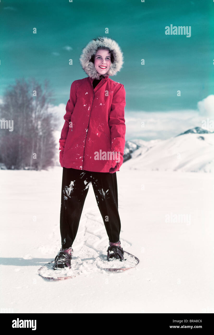 1950s woman walking hi-res stock photography and images - Alamy