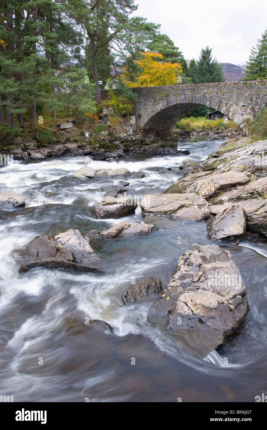 The Falls of Dochart and old stone bridge, Killin, Loch Lomond and the ...