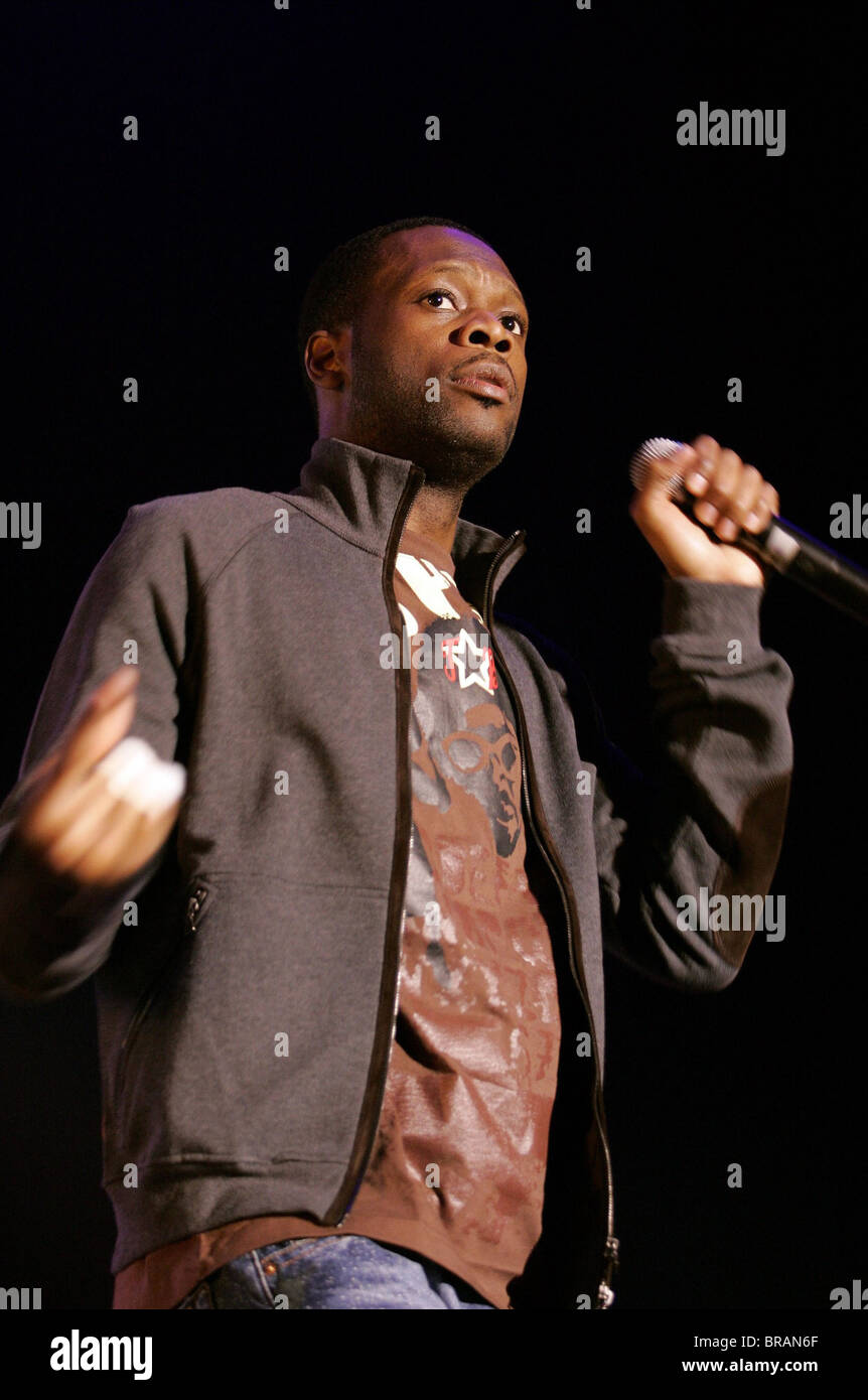 Fugees hi res stock photography and images Alamy